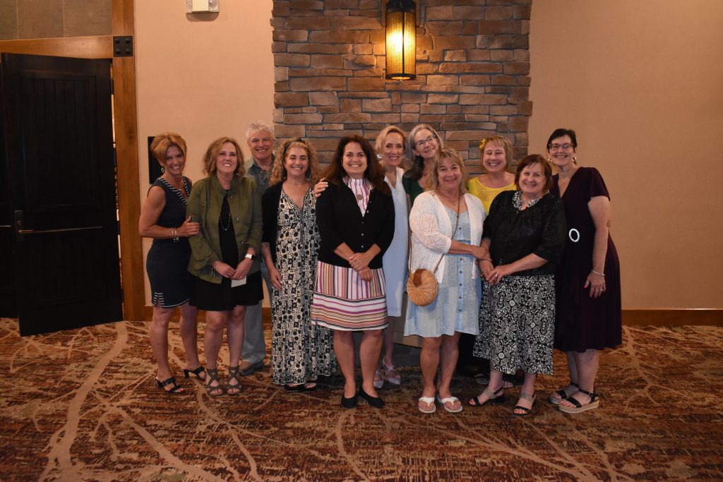 Group pic of retirees #1